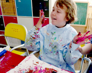 Hände für Kinder, Malgruppe